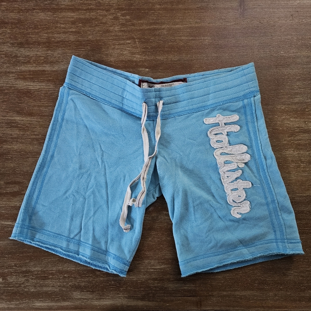Hollister Women's Blue Shorts - Sweatpants Material Size Small Casual